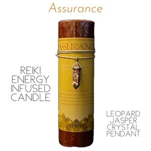 Reiki energy-infused candle with Leopard Jasper crystal pendant “Assu…